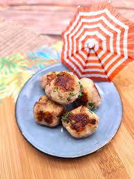Mini-boules de viande pour bébé de 11 mois : une recette simple et pratique pour encourager l’autonomie