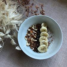 Porridge aux dattes et aux amandes