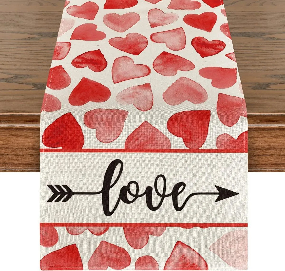 Chemin de Table Saint-Valentin en Lin Eucalyptus &amp; Cœurs d’Amour fleche love