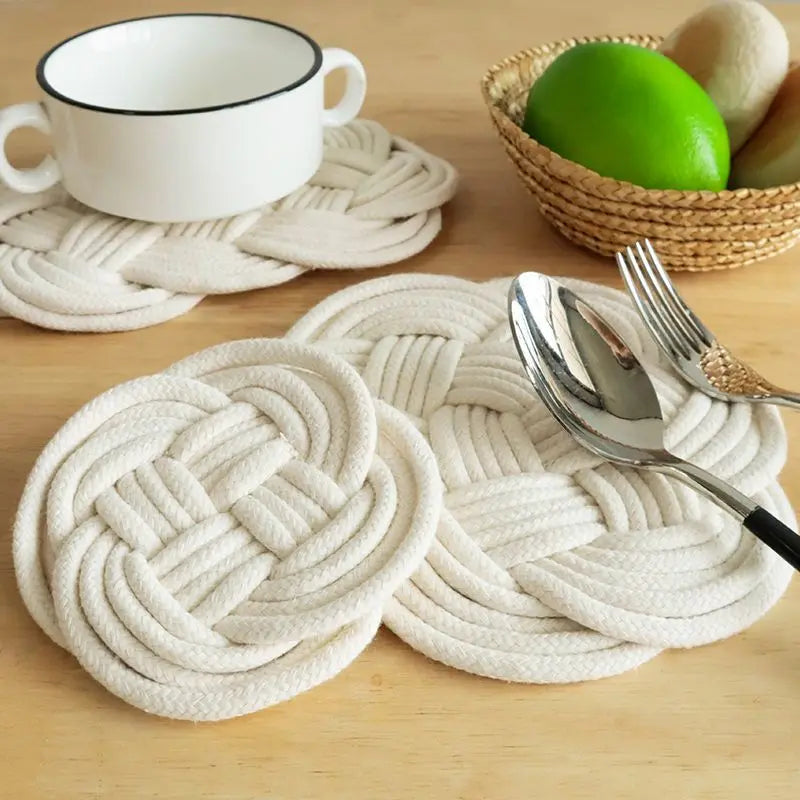 Sets de table tricotés en coton croisés