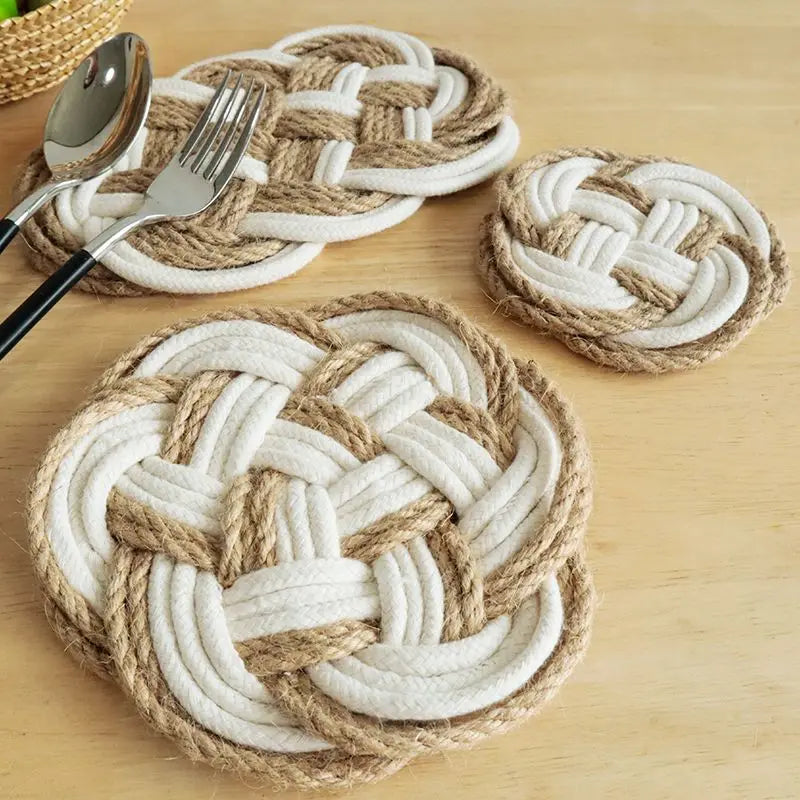 Sets de table tricotés en coton croisés