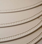 Un set de table en cuir rétro imperméable - Vignette | setdetable