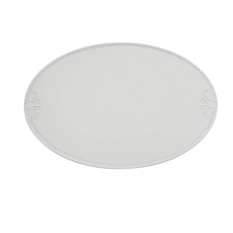 Un set de table en cuir rétro imperméable blanc