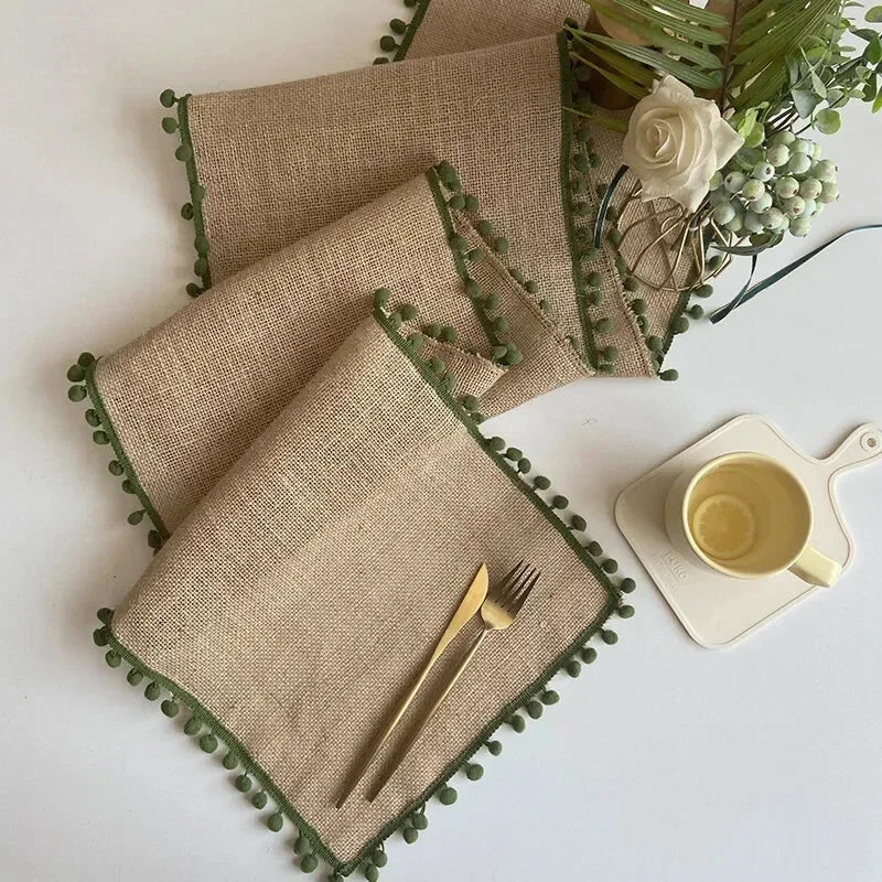 chemin de table en jute colorés