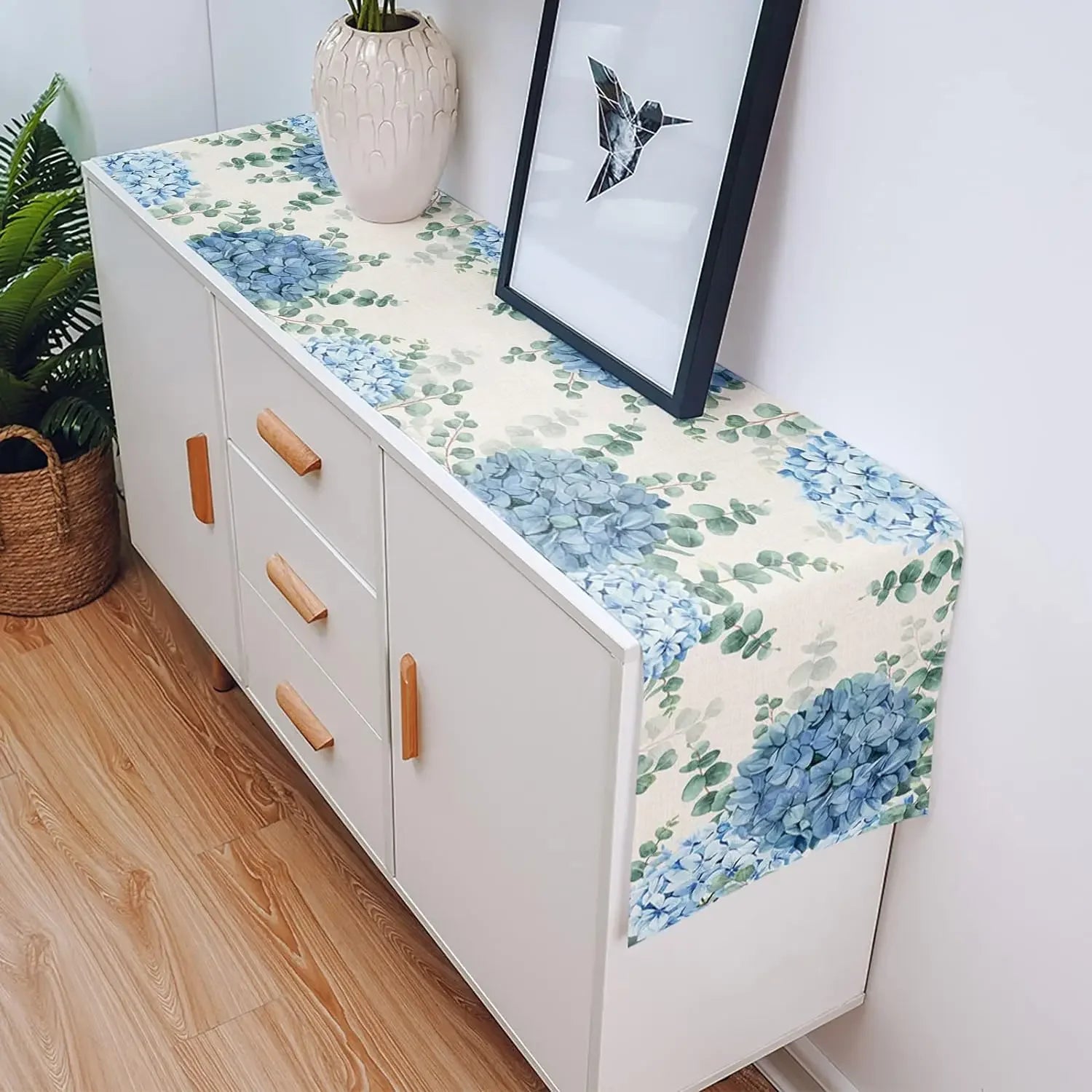 chemin de table eucalyptus bleue commode