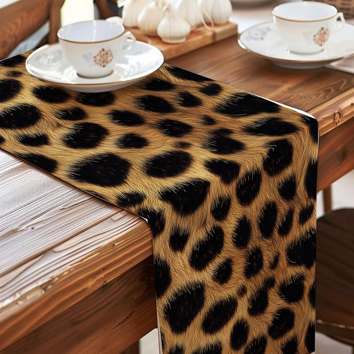 chemin de table leopard table