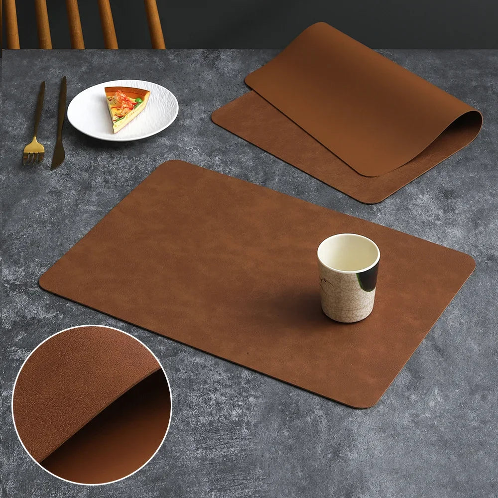 set de table cuir de vache réversible carré marron clair