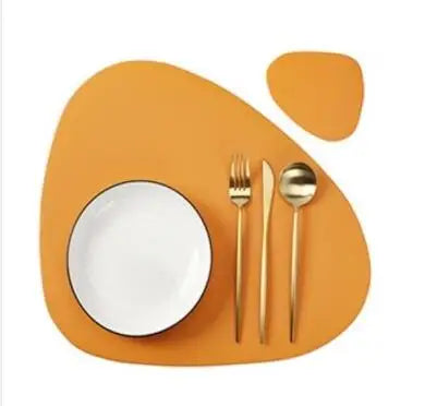 set de table forme rond noir orange